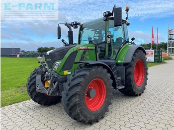 Farm tractor FENDT 516 Vario