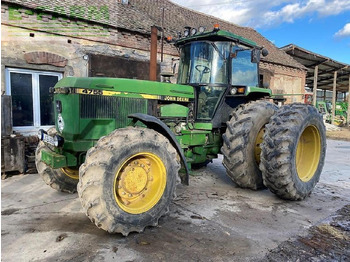 Farm tractor JOHN DEERE 4755