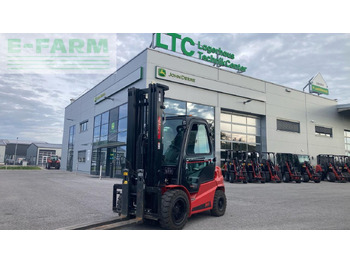 Forklift MANITOU