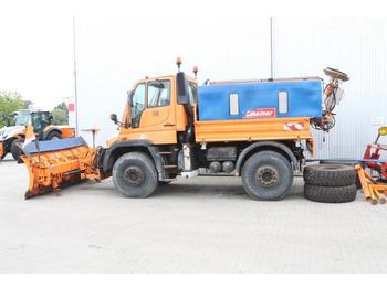 Farm tractor Mercedes-Benz unimog u 400: picture 4