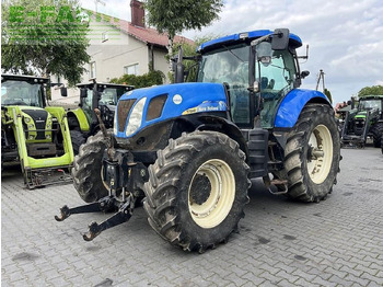 Farm tractor NEW HOLLAND T7000