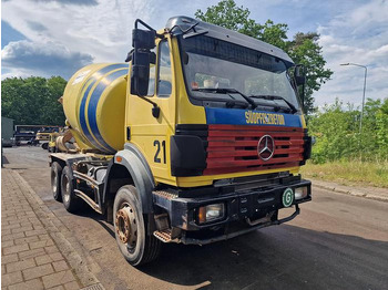 Concrete mixer truck Mercedes-Benz 2527 B 6X4: picture 3