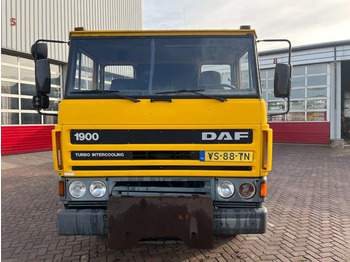 Container transporter/ Swap body truck DAF 1900 F HAAKARM: picture 4