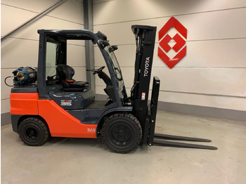 LPG forklift TOYOTA