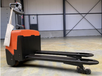 Pallet truck TOYOTA