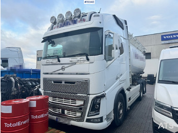 Cab chassis truck VOLVO FH