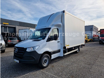 Closed box van MERCEDES-BENZ Sprinter 317