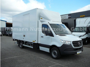 Closed box van MERCEDES-BENZ Sprinter 317