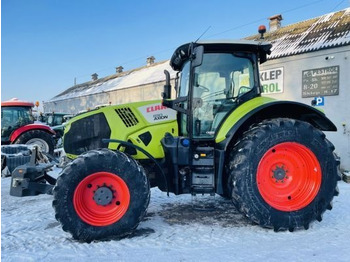 Farm tractor CLAAS Axion 830