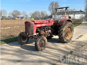 Farm tractor MASSEY FERGUSON 1000 series