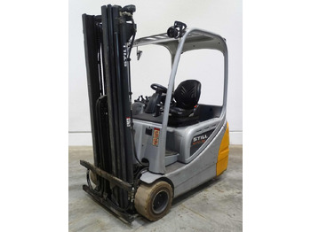 Electric forklift STILL RX20