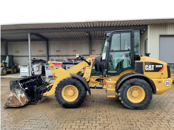 Wheel loader CATERPILLAR 908M