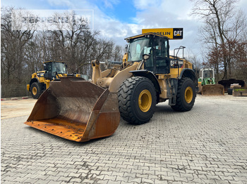 Wheel loader CATERPILLAR 966M