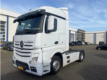 Tractor unit MERCEDES-BENZ Actros 1942