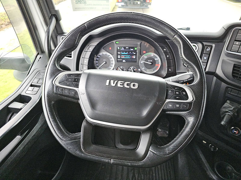 Tractor unit Iveco AS440S46 S-WAY LNG GAS INTARDER ADR: picture 14