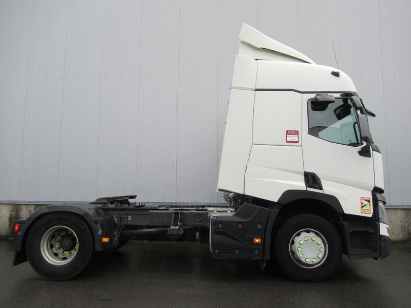 Tractor unit Renault T460: picture 6