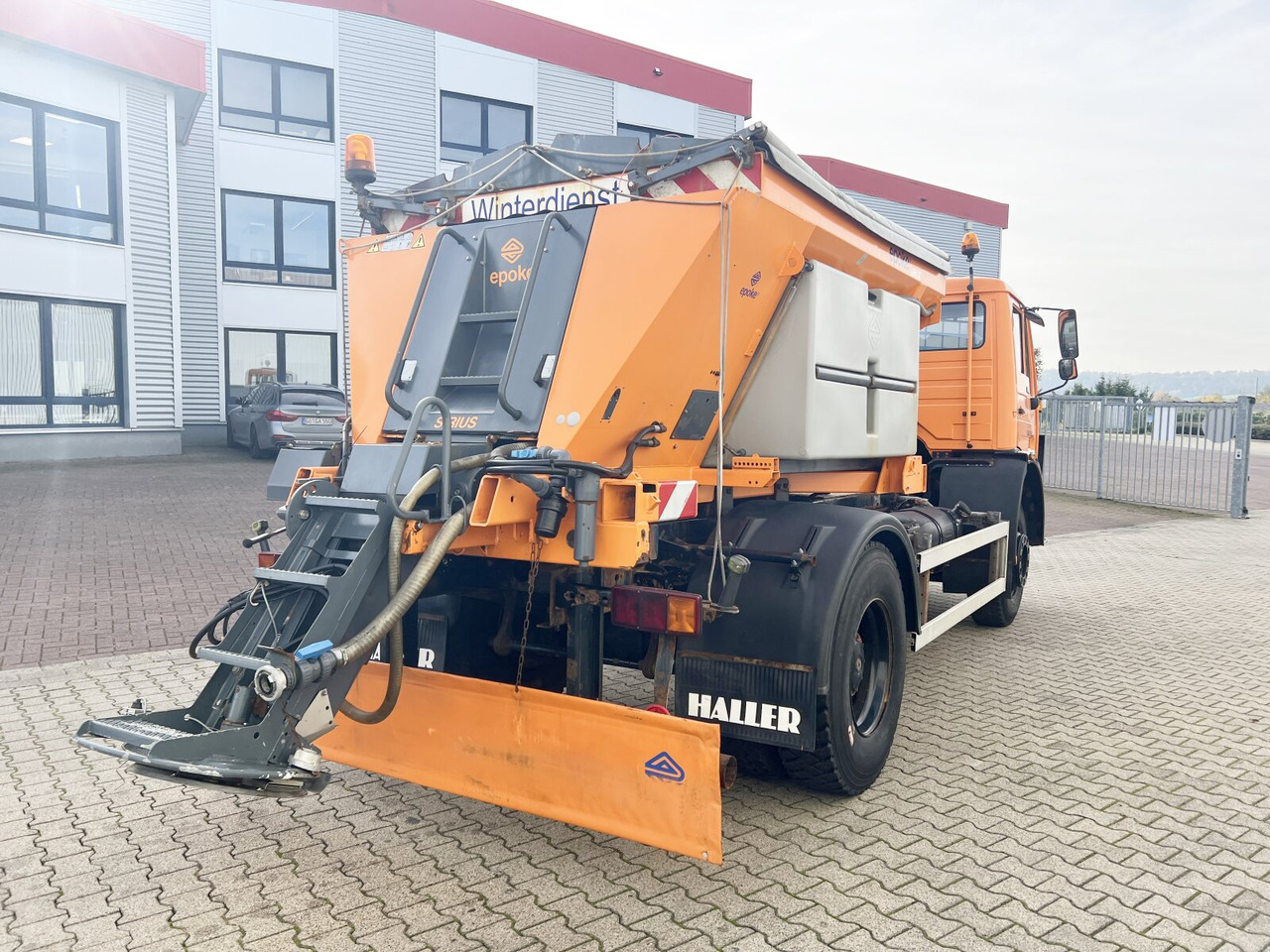 Snow removal vehicle Mercedes-Benz 1617 C 4x2 1617 C 4x2, Winterdienstausstattung: picture 10