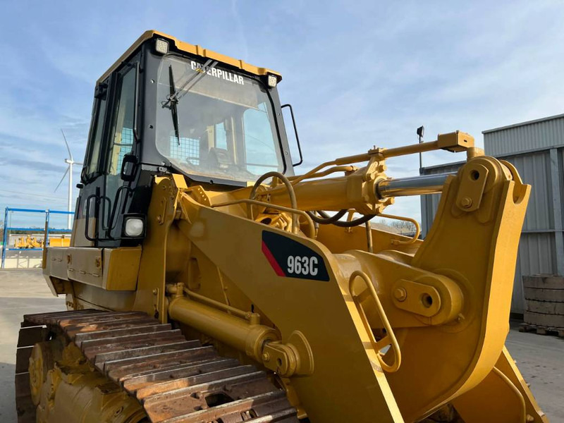 Crawler loader Cat 963C: picture 16