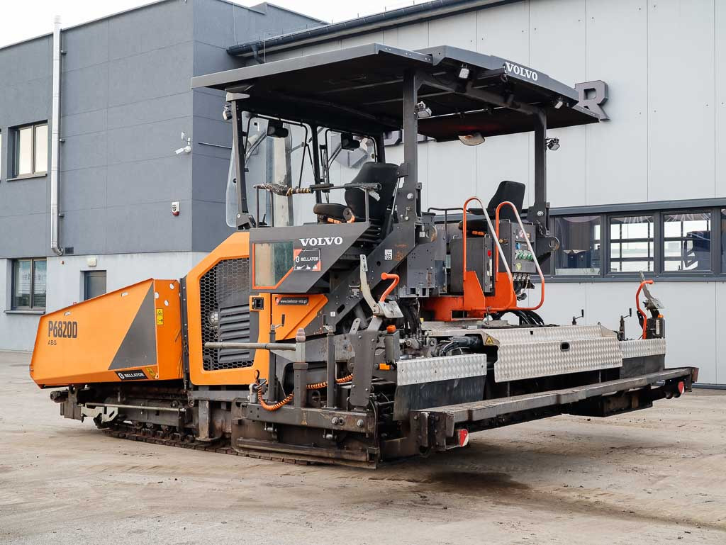 Asphalt paver VOLVO ABG P6820D: picture 9