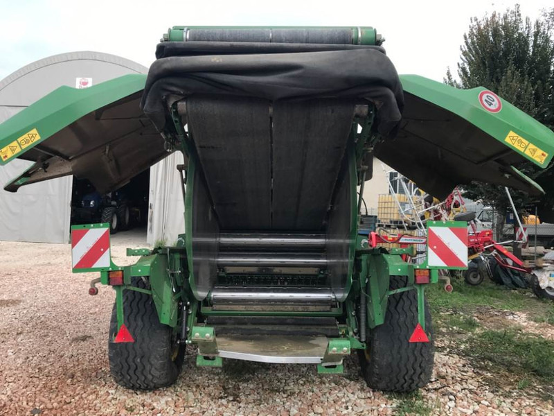 Round baler John Deere V 461 R: picture 7