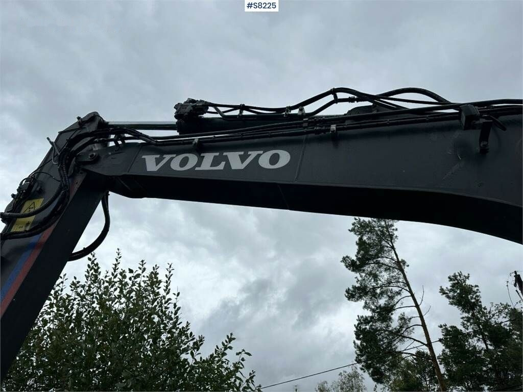 Crawler excavator Volvo EC140EL: picture 41