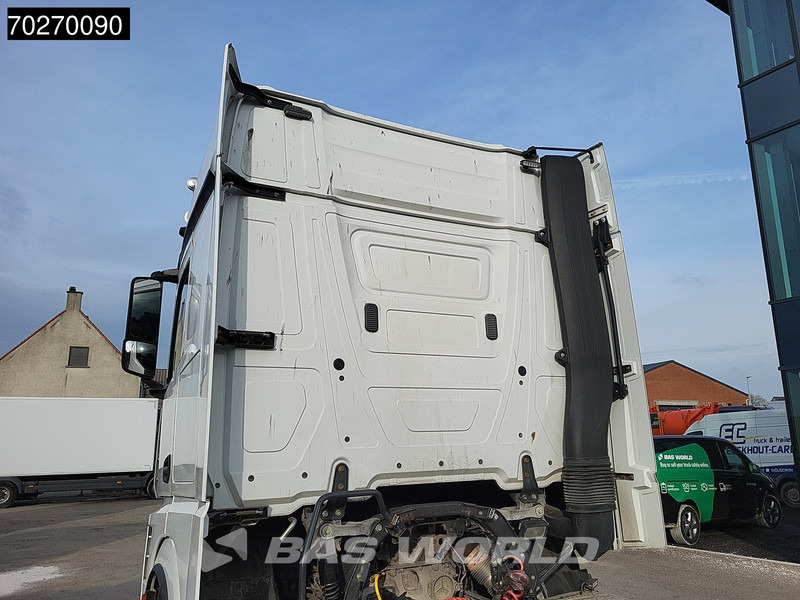 Tractor unit Mercedes-Benz Actros 1942 Actros 4X2 StreamSpace PTO: picture 15