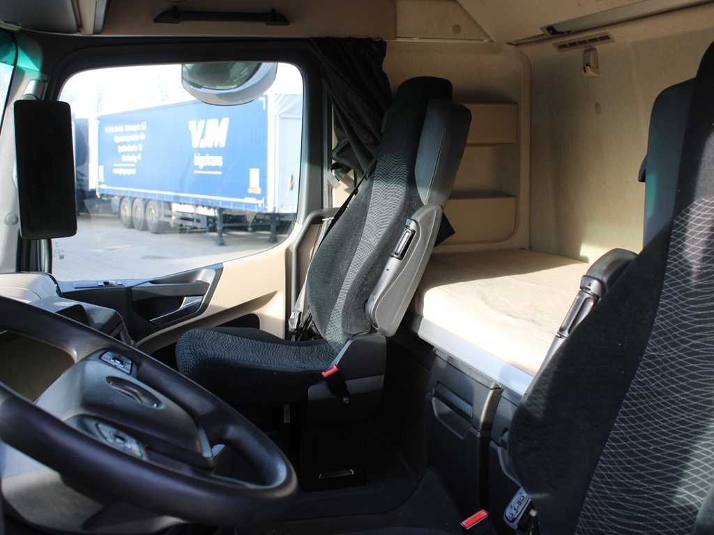 Tractor unit Mercedes-Benz Actros 1845, EURO 6, NAVIGATION: picture 9