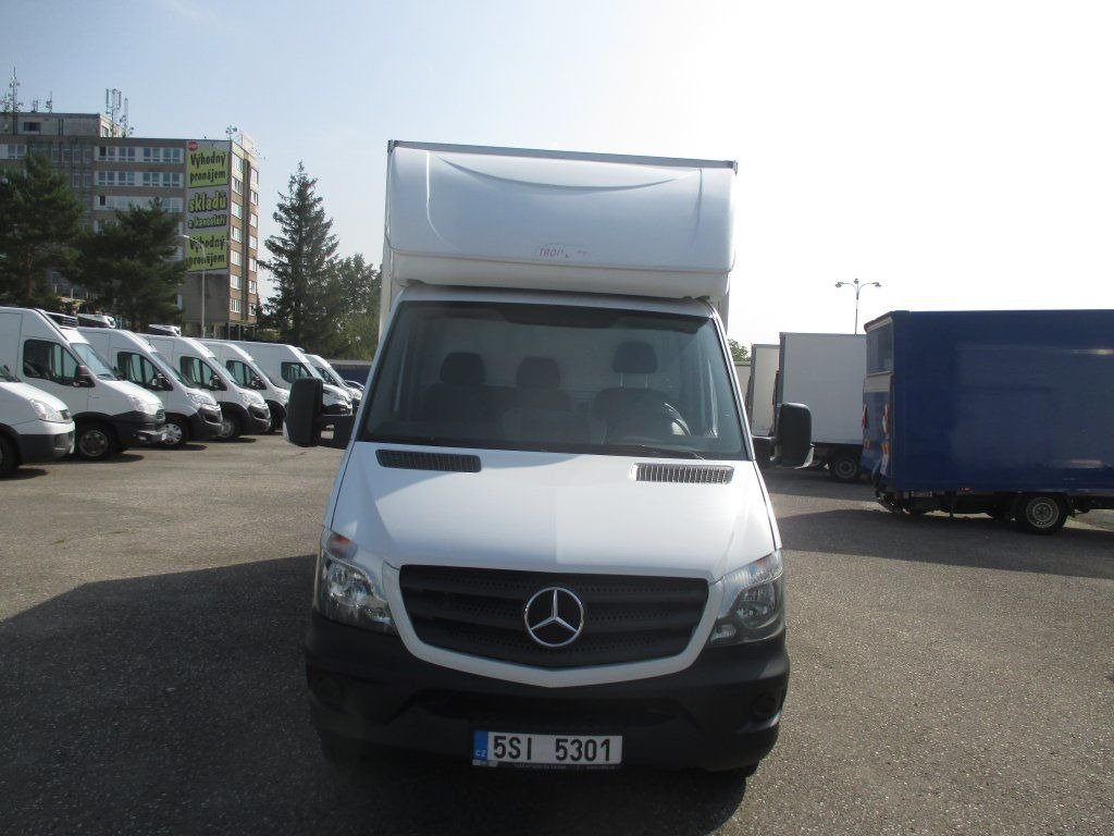 Closed box van Mercedes-Benz Sprinter 514 CDi: picture 8