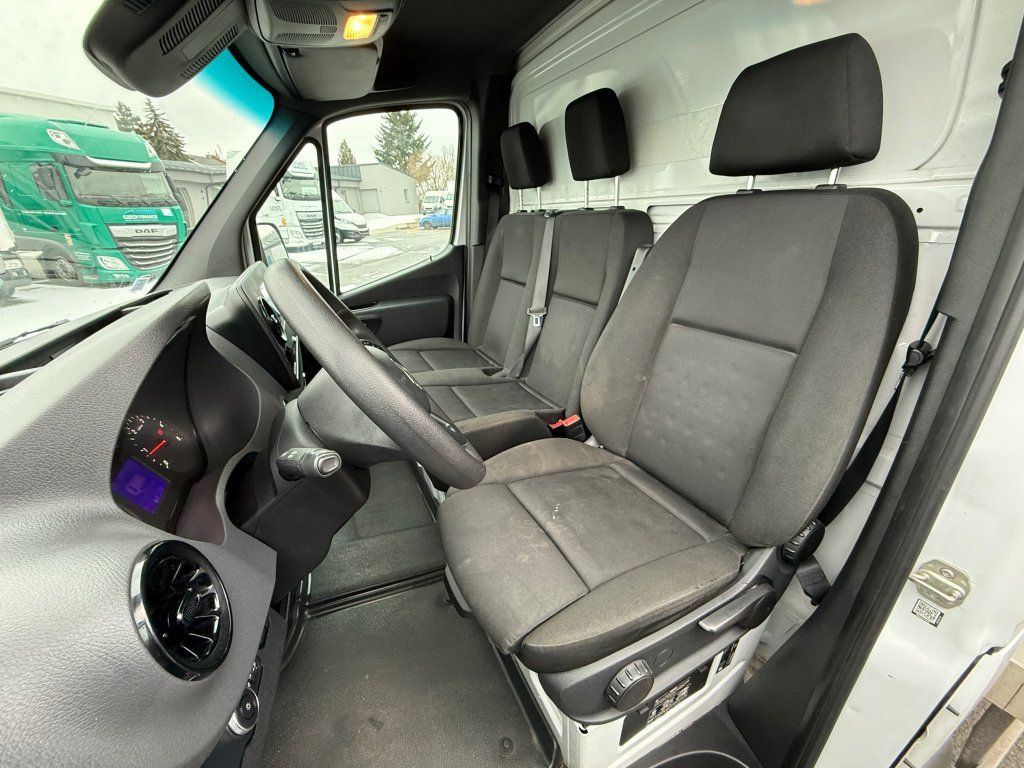 Panel van Mercedes-Benz Sprinter 514 CDi: picture 8