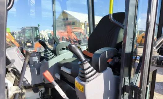 Mini excavator Kubota Mini koparka KUBOTA U27-4 , 2021 rok NOWE GĄSIENICE: picture 8