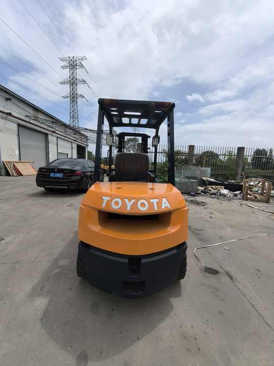 Diesel forklift Orignal Japanese 3 Ton FD30 Used toyota Forklift diesel 3ton FD30 Forklift Truck Cheap Sale: picture 6