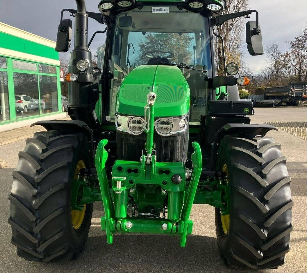 New Farm tractor John Deere 6120M: picture 6