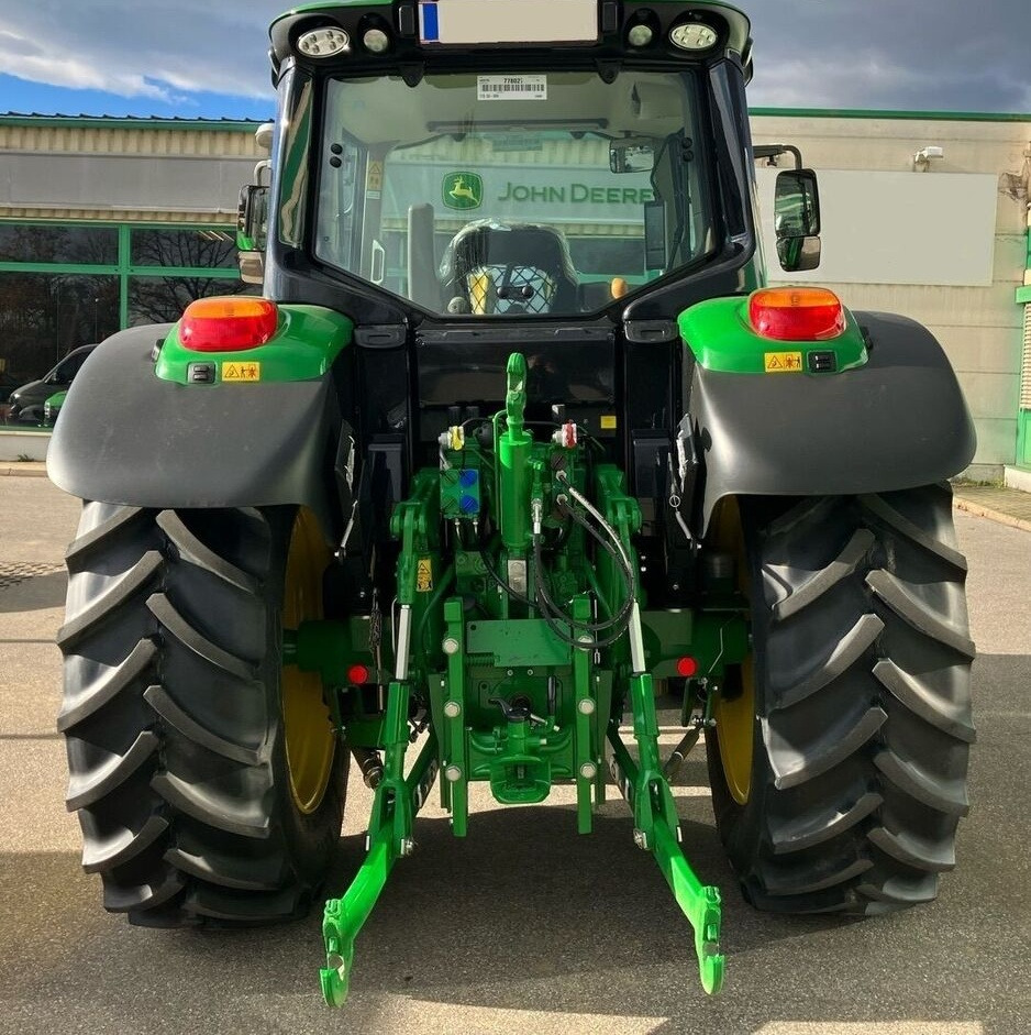 New Farm tractor John Deere 6120M: picture 8