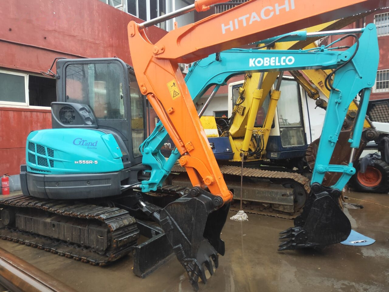 Mini excavator Kobelco SK55SR-5: picture 8