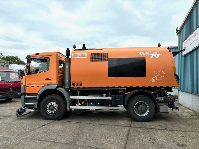 Road sweeper Mercedes-Benz Atego 1828 K RHD (ORIGINAL DUTCH TRUCK) WITH GOOD WORKING SCHORLING SWEEPERBODY (MANUAL GEARBOX / FULL STEEL SUSPENSION / REDUCT: picture 6