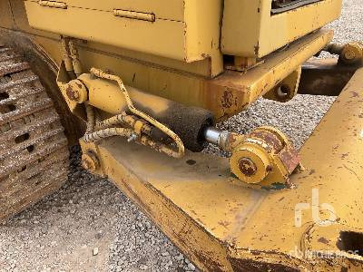 Crawler loader CAT 953: picture 16