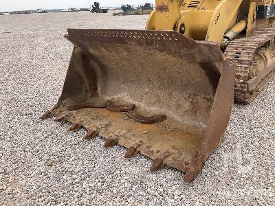 Crawler loader CAT 953: picture 9