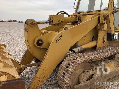 Crawler loader CAT 953: picture 11