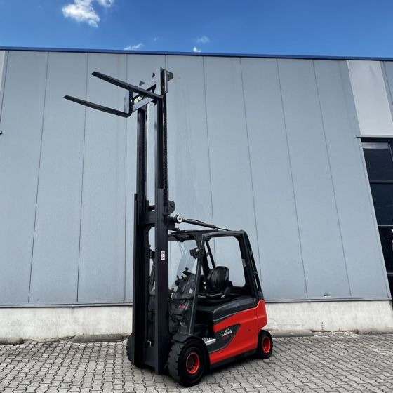 Electric forklift Linde E25L (387): picture 9