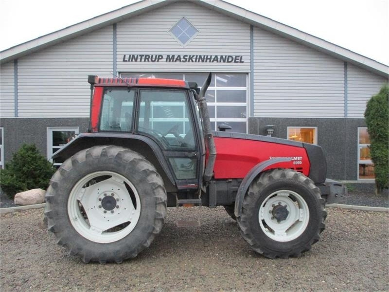 Farm tractor Valmet 8050: picture 7