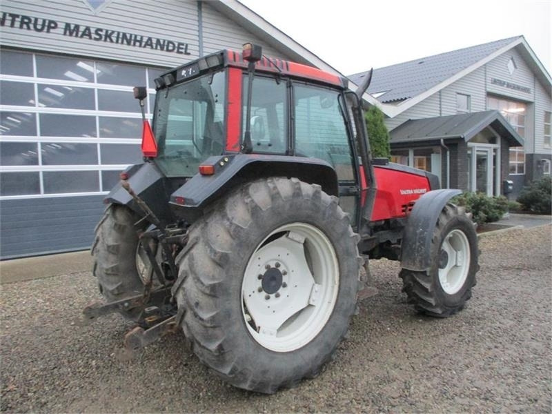 Farm tractor Valmet 8050: picture 13