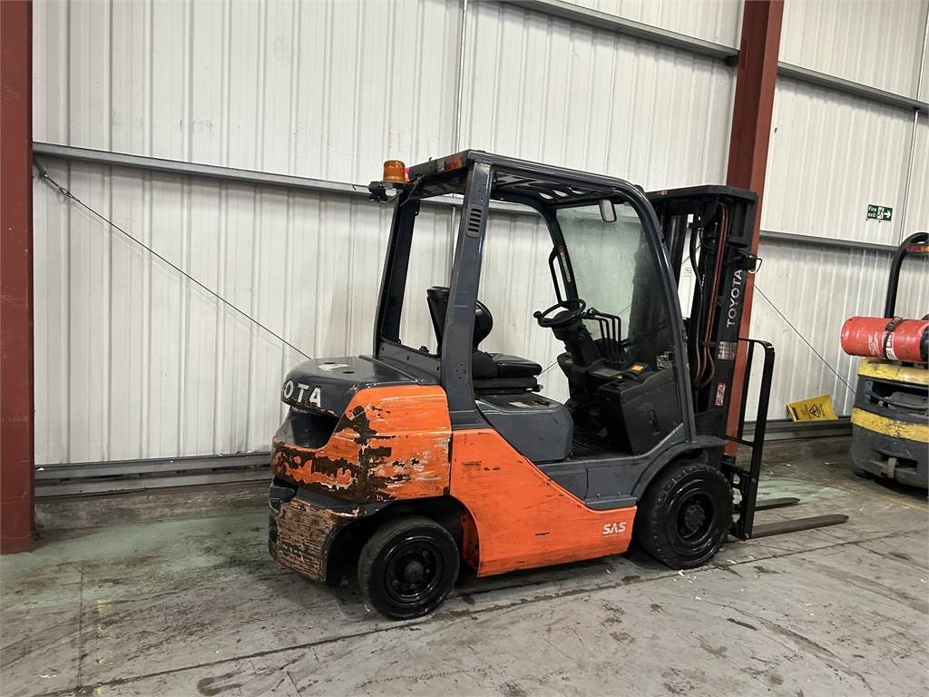 Diesel forklift Toyota 02-8FDF25: picture 6