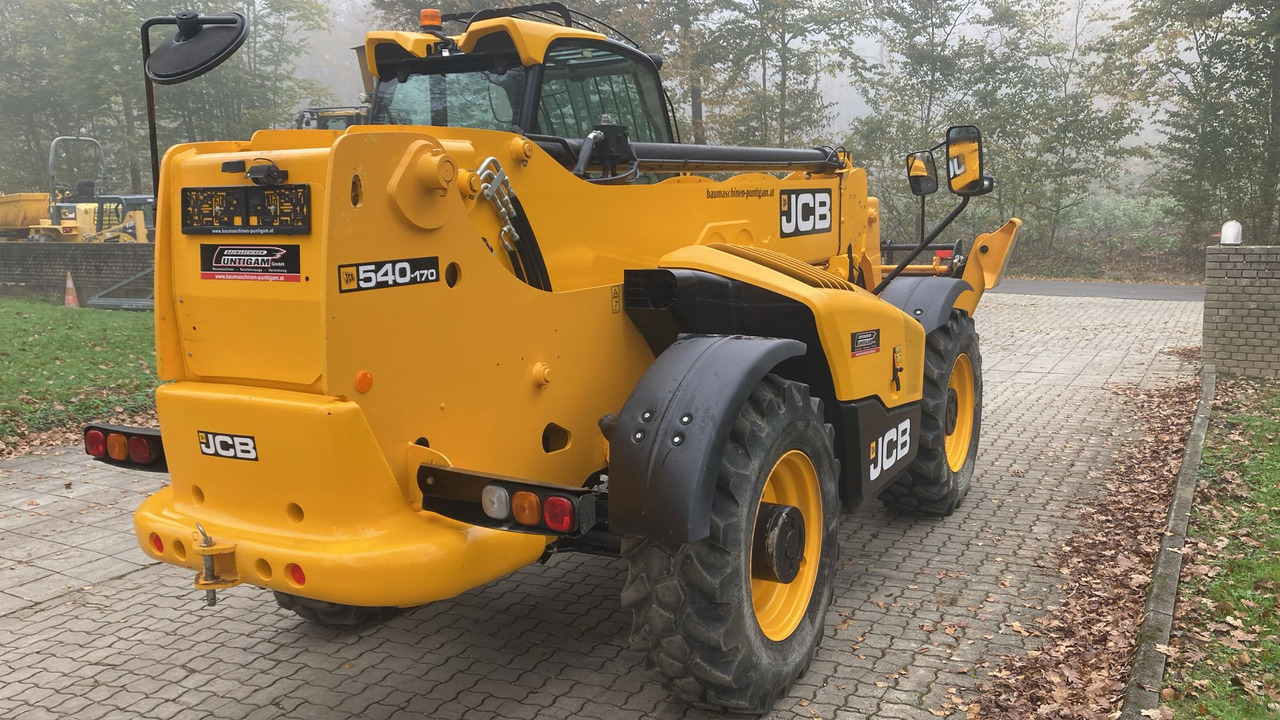 Telescopic wheel loader JCB 540-170: picture 7