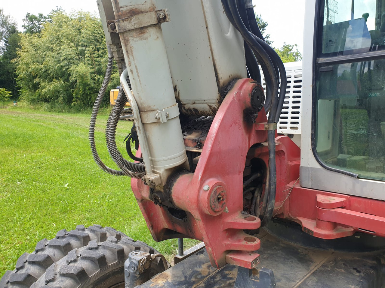 Wheel excavator TAKEUCHI TB 175W: picture 8