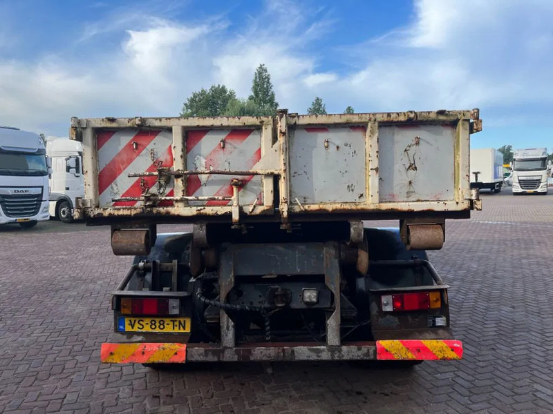 Container transporter/ Swap body truck DAF 1900 F HAAKARM: picture 12