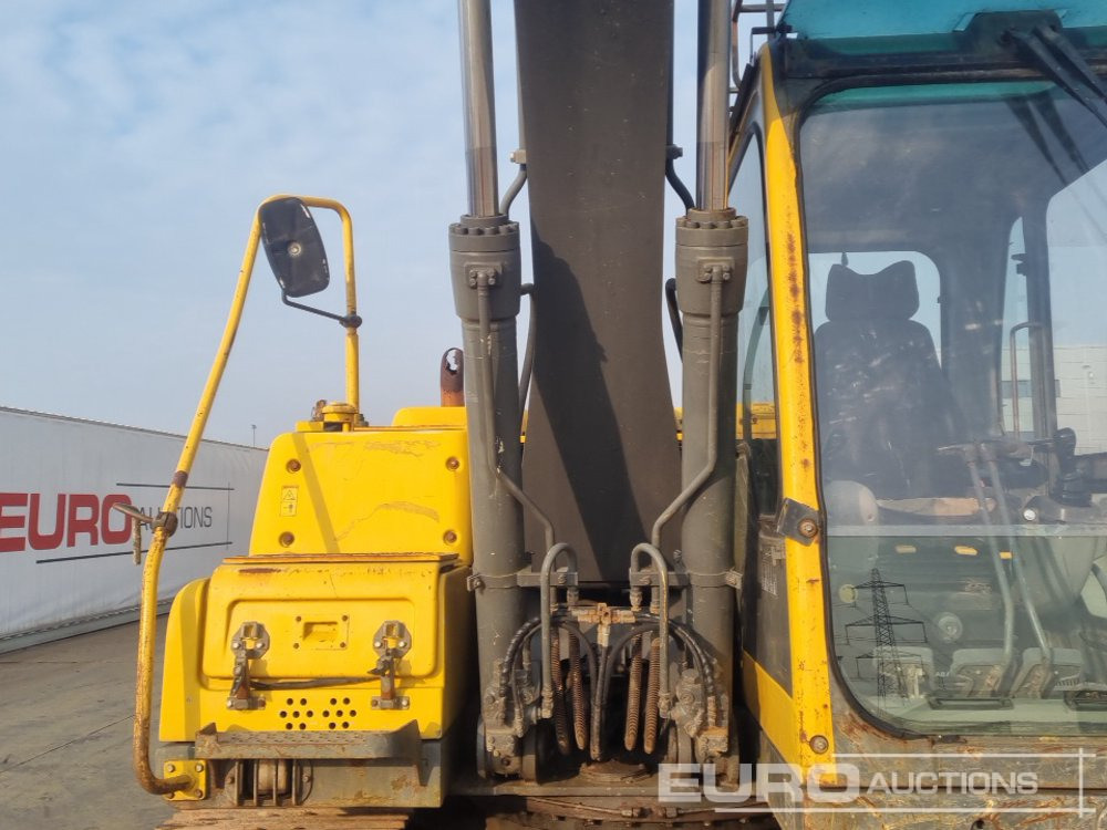 Crawler excavator Volvo EC140BLC: picture 17