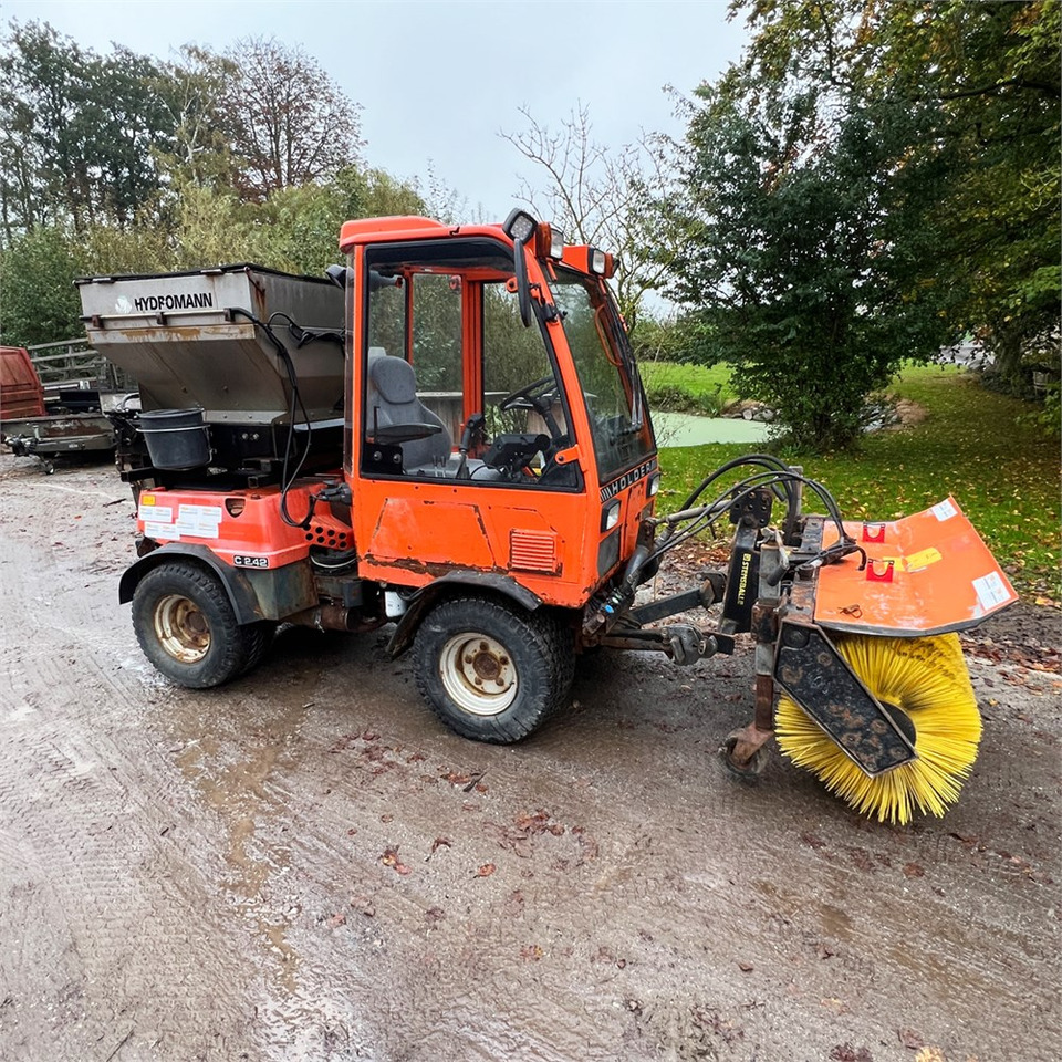 Municipal/ Special vehicle Holder C2.42 D: picture 13